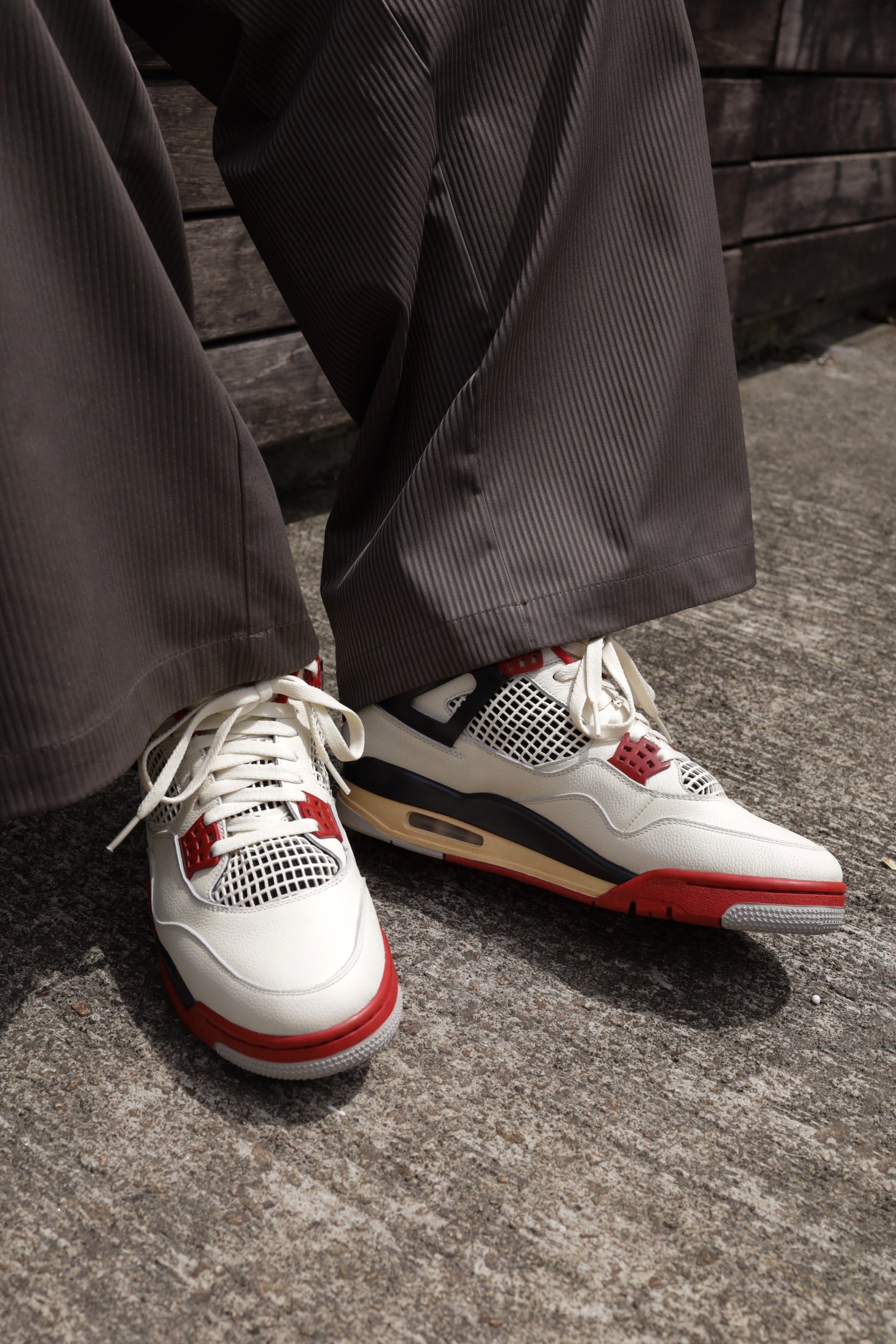1989 Air Jordan 4 Fire Red - Evercolor pebbled leather