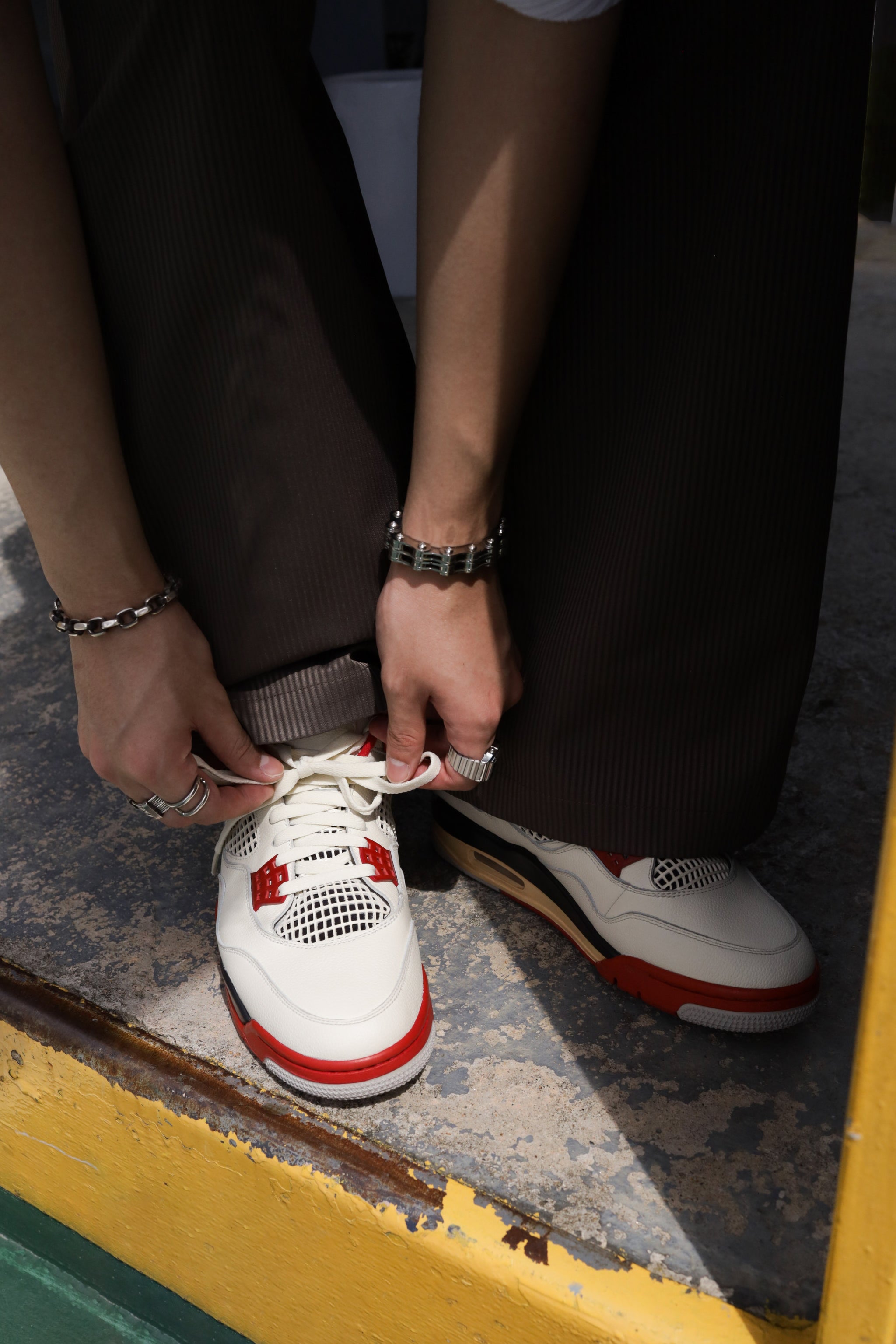 1989 Air Jordan 4 Fire Red - Evercolor pebbled leather